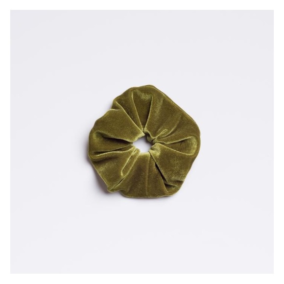 I’m with the Band The Baez Velvet Scrunchie - Picture 5 of 6